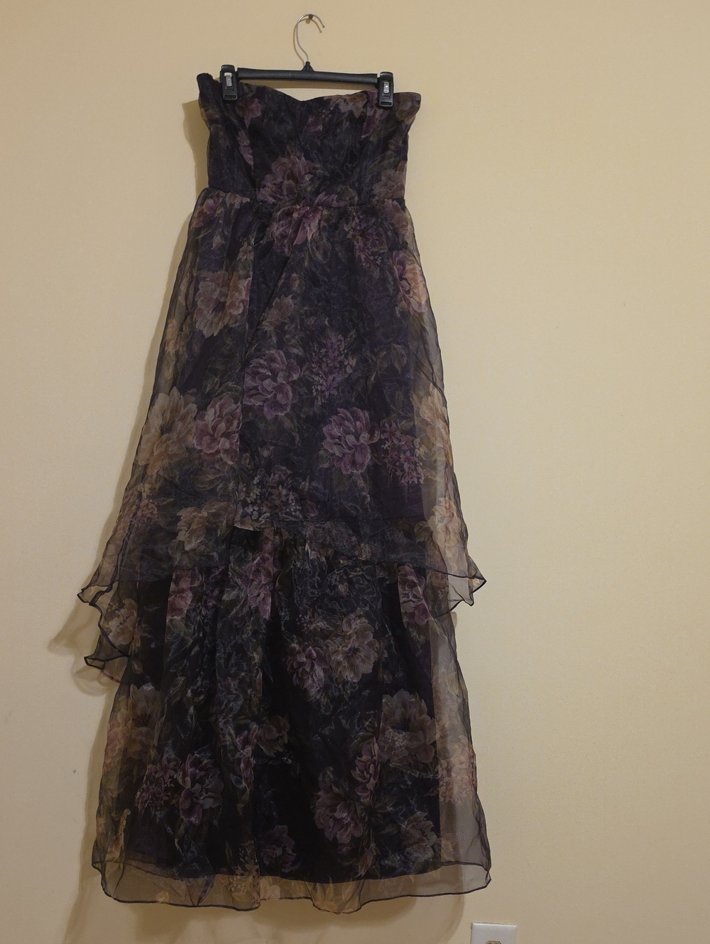 Lulu's Strapless Black Floral Layered Maxi Dress